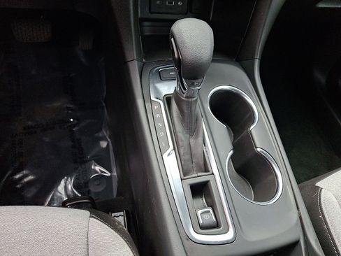 Used 2024 Chevrolet Equinox LS AWD/4WD image 16