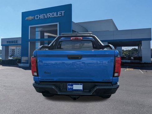 New 2025 Chevrolet Colorado ZR2 w/ Midnight Edition image 5