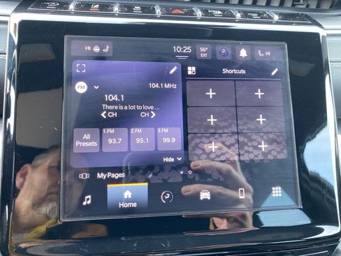 Used 2022 Jeep Grand Cherokee L Laredo image 16