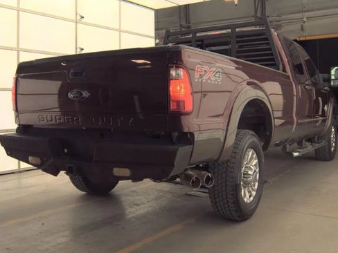 Used 2016 Ford F350 Lariat w/ Lariat Interior Package AWD/4WD image 3