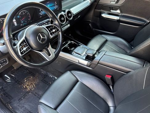 Used 2021 Mercedes-Benz GLB 250 image 10