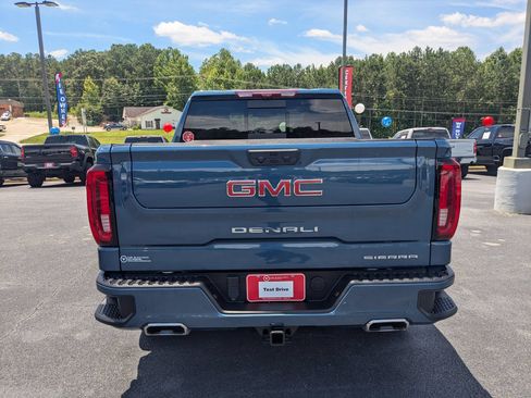 Used 2024 GMC Sierra 1500 Denali w/ Denali Reserve Package AWD/4WD image 6