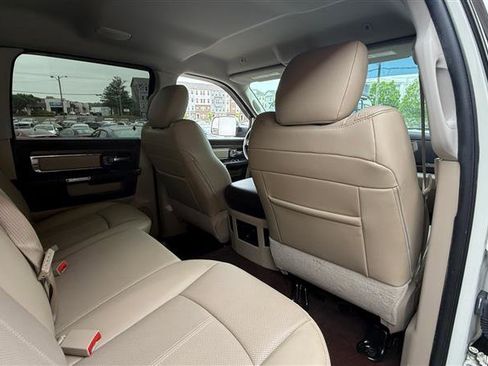 Used 2017 RAM 1500 Laramie w/ Convenience Group AWD/4WD image 15