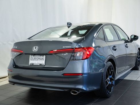 Used 2023 Honda Civic Sport image 4