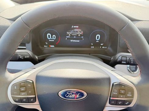 New 2026 Ford Explorer Active w/ Active Comfort Package image 22