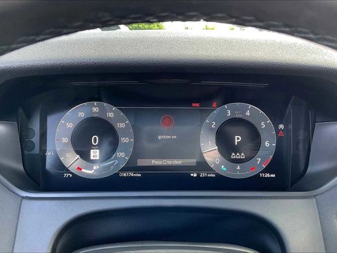 Used 2025 Land Rover Range Rover Velar Dynamic SE image 23