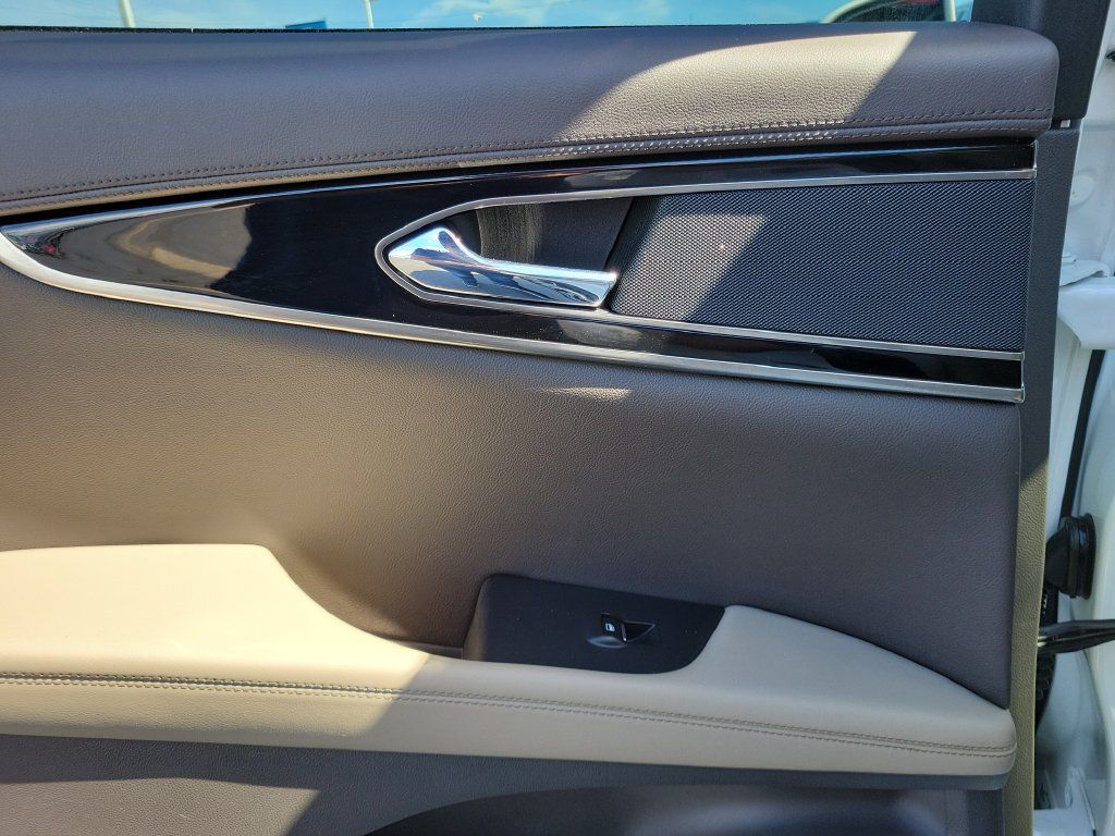 Certified 2023 Lincoln Nautilus Reserve AWD/4WD image 15
