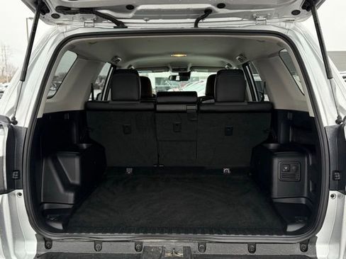 Used 2023 Toyota 4Runner SR5 Premium image 27