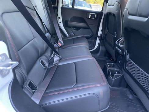 New 2025 Jeep Gladiator Rubicon AWD/4WD image 31