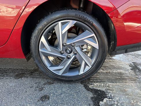 New 2025 Hyundai Elantra Sport image 9