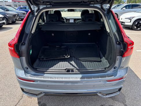 Certified 2024 Volvo XC60 B5 Plus w/ Protection Package Premier AWD/4WD image 26