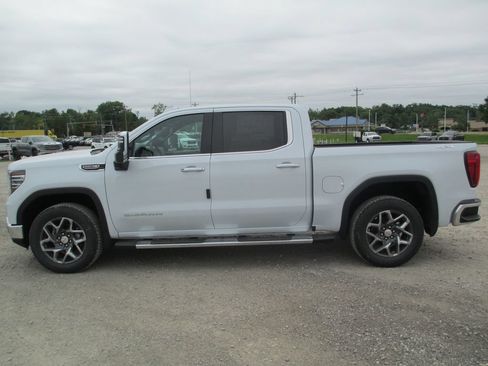 New 2026 GMC Sierra 1500 SLT w/ SLT Premium Plus Package AWD/4WD image 11