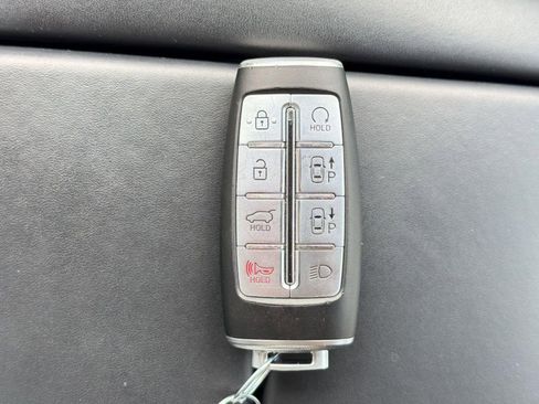 Used 2022 Genesis GV80 3.5T Prestige Signature image 26