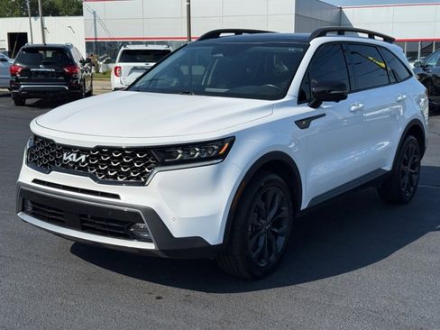 Used 2022 Kia Sorento SX Prestige image 4