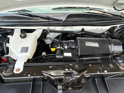 Used 2016 GMC Savana 2500 RWD image 25