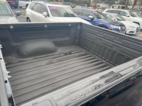 Used 2010 Toyota Tundra Platinum AWD/4WD image 9