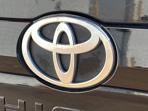 Used 2025 Toyota Grand Highlander Platinum image 35