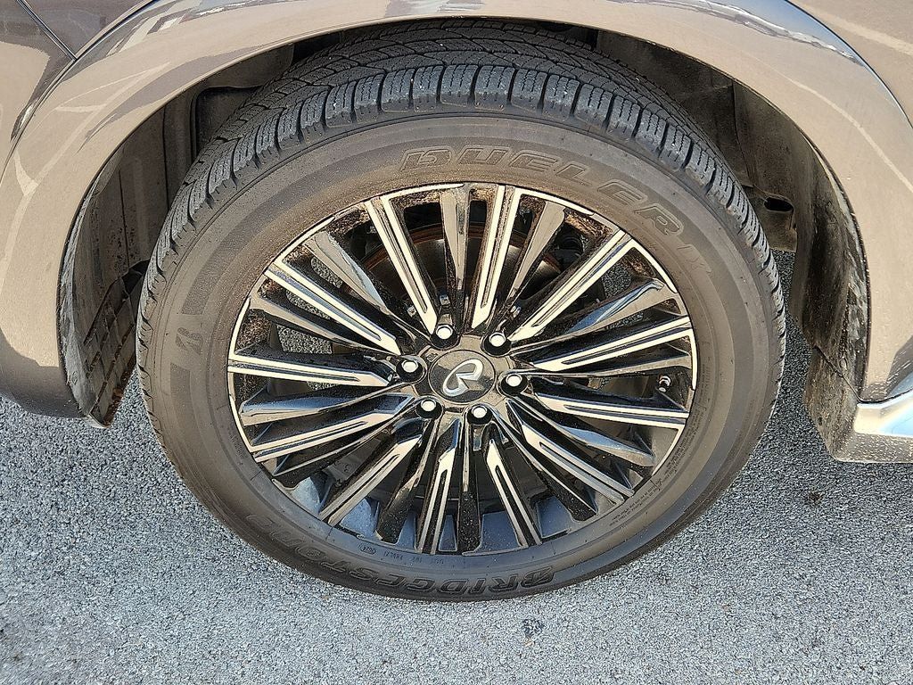 Used 2019 INFINITI QX80 Limited AWD/4WD image 7