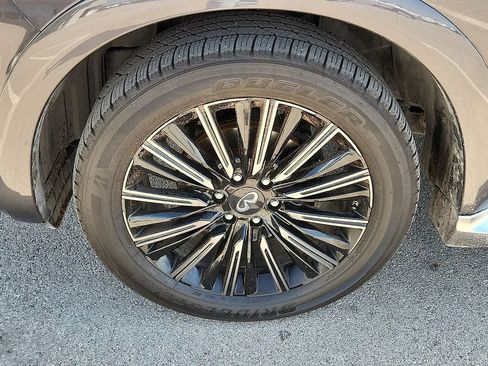 Used 2019 INFINITI QX80 Limited AWD/4WD image 7