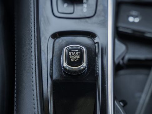 Certified 2023 Volvo XC90 B6 Plus image 26