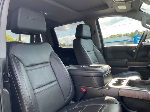 Used 2021 GMC Sierra 1500 Denali w/ Denali Premium Package image 19
