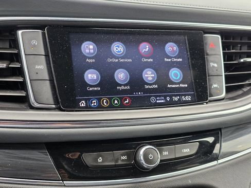 Used 2022 Buick Enclave Premium AWD/4WD image 25