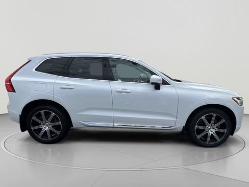 Used 2021 Volvo XC60 T5 Inscription w/ Protection Package FWD image 6