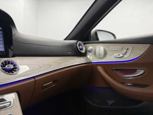 Used 2019 Mercedes-Benz E 450 4MATIC Cabriolet image 86