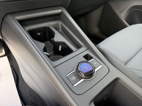 New 2026 Volkswagen Tiguan SE image 20