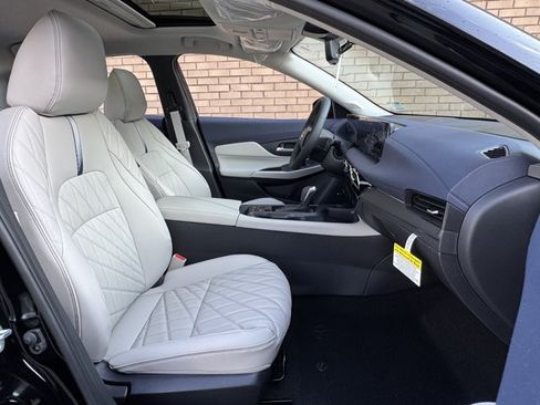 New 2026 Nissan Sentra SL w/ Floor Mat Package FWD image 7