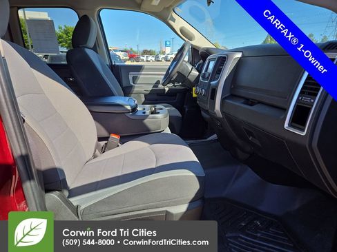 Used 2024 RAM 1500 Classic SLT AWD/4WD image 9