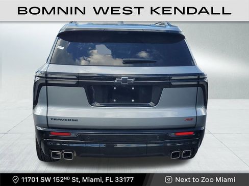 Used 2024 Chevrolet Traverse RS image 6