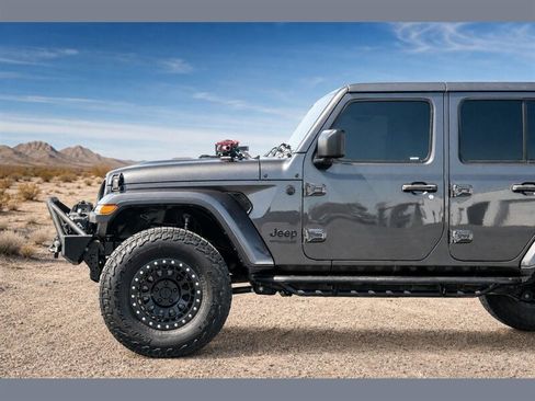 Used 2020 Jeep Wrangler Unlimited Sahara AWD/4WD image 9