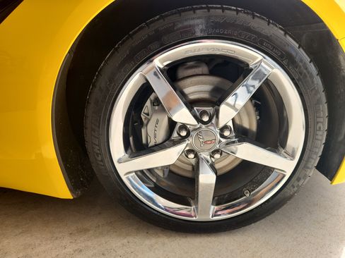 Used 2014 Chevrolet Corvette 3LT w/ 3LT Preferred Equipment Group image 40