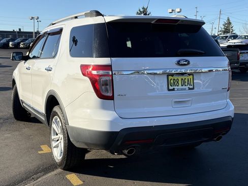 Used 2013 Ford Explorer XLT image 9