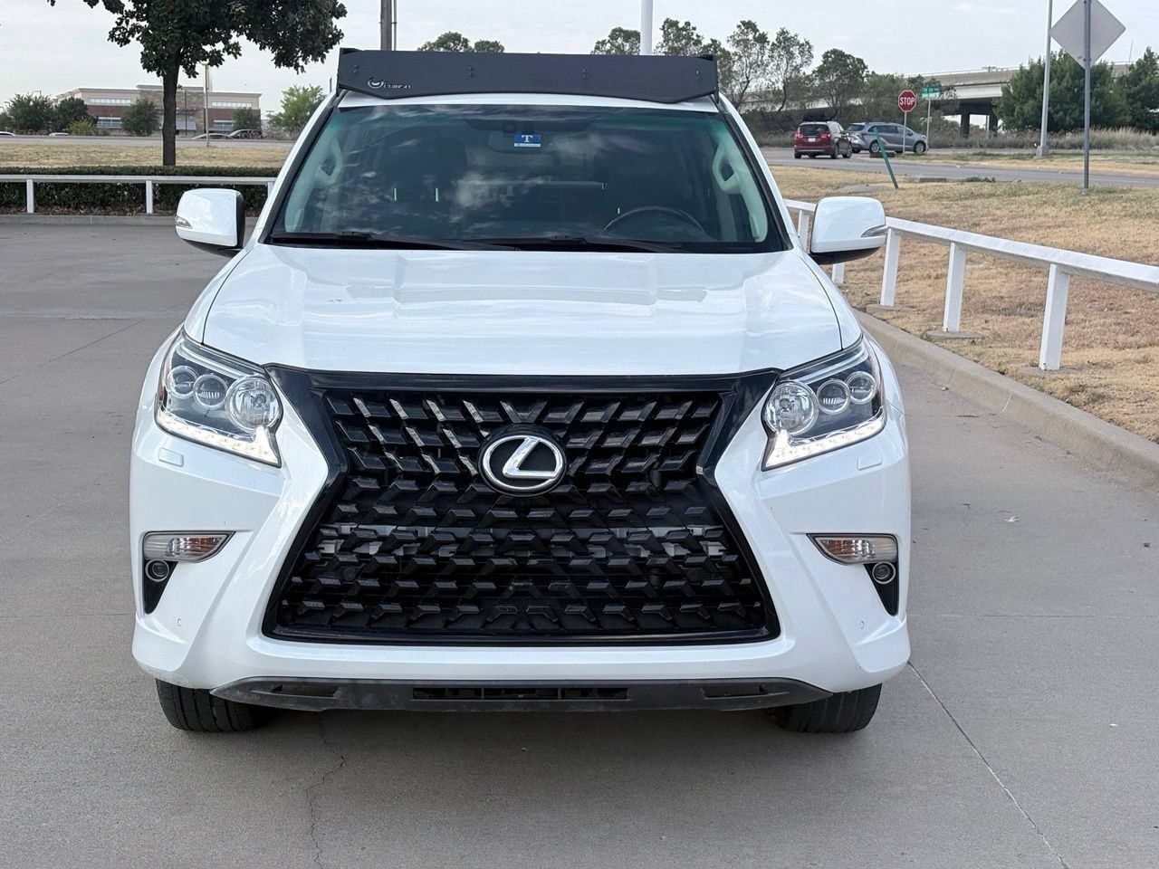 Used 2018 Lexus GX 460 Premium AWD/4WD image 2