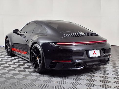 Used 2023 Porsche 911 Carrera image 5