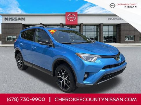 Used 2018 Toyota RAV4 SE w/ Advanced Technology Package FWD image 1
