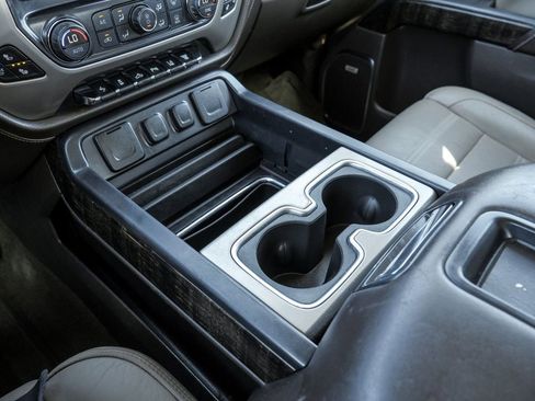 Used 2015 GMC Sierra 3500 Denali w/ Duramax Plus Package image 30