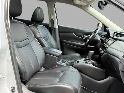 Used 2019 Nissan Rogue SL w/ Premium Package AWD/4WD image 33