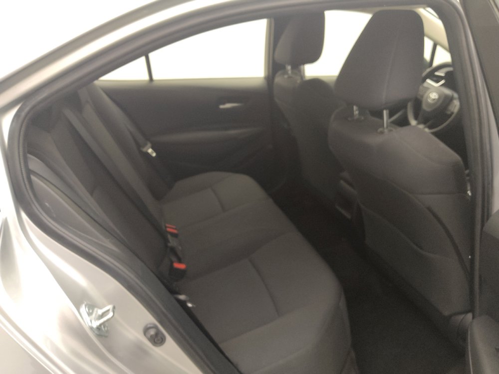Used 2021 Toyota Corolla LE FWD image 19