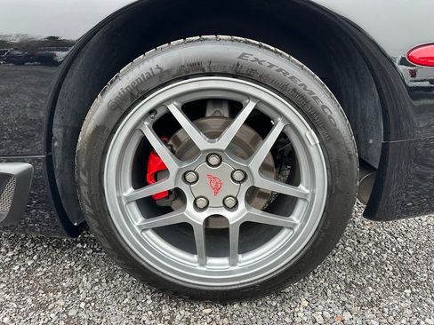 Used 2001 Chevrolet Corvette Z06 w/ Memory Pkg image 10