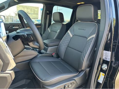 New 2026 GMC Canyon Denali image 23