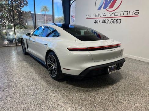 Used 2021 Porsche Taycan 4S image 3