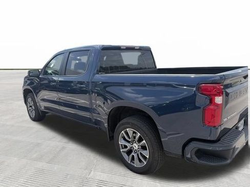 Used 2021 Chevrolet Silverado 1500 RST AWD/4WD image 3