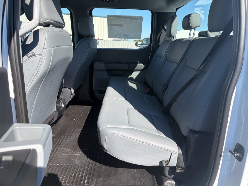 New 2027 Ford F350 XL w/ XL Chrome Package AWD/4WD image 21