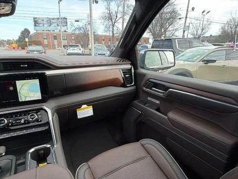 New 2025 GMC Sierra 1500 Denali w/ Denali Reserve Package AWD/4WD image 22