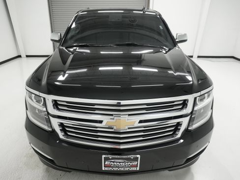 Used 2019 Chevrolet Tahoe Premier AWD/4WD image 2