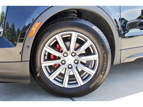 Used 2021 Cadillac XT4 Sport w/ Enhanced Visibility Package FWD image 28