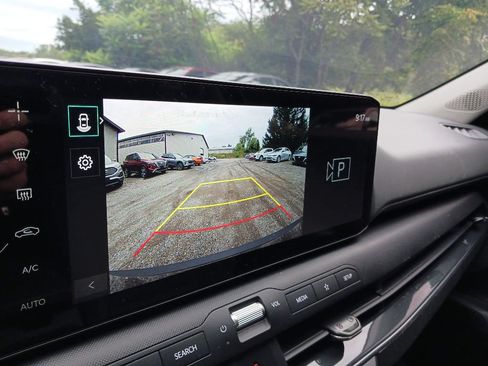 Used 2025 Kia K4 EX FWD image 16